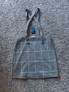 Hollister Black & White Houndstooth Pinafore Skirt